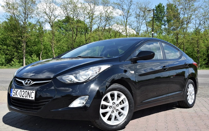 Hyundai Elantra cena 29900 przebieg: 142000, rok produkcji 2011 z Węgorzewo małe 631